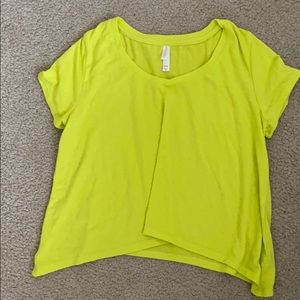 Barely worn cute crop top!